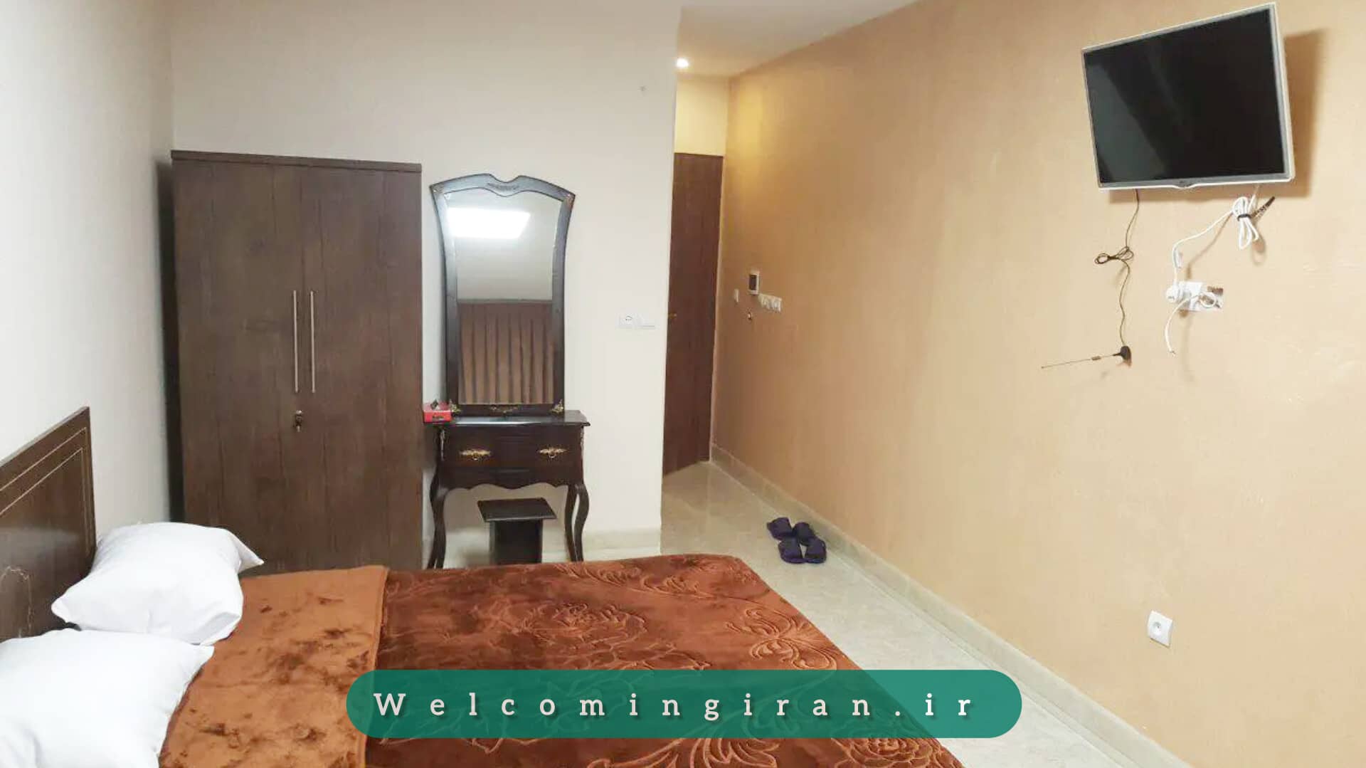 هتل ایران زمین دورود هتل ایران زمین دورود