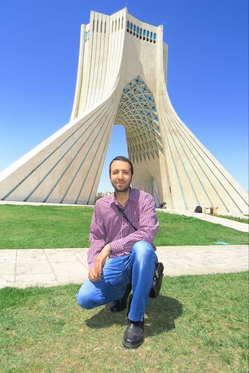 images/kashanLeader/tourleader_kashan_welcomingiran_تورلیدر_کاشان_توکلیان.jpeg