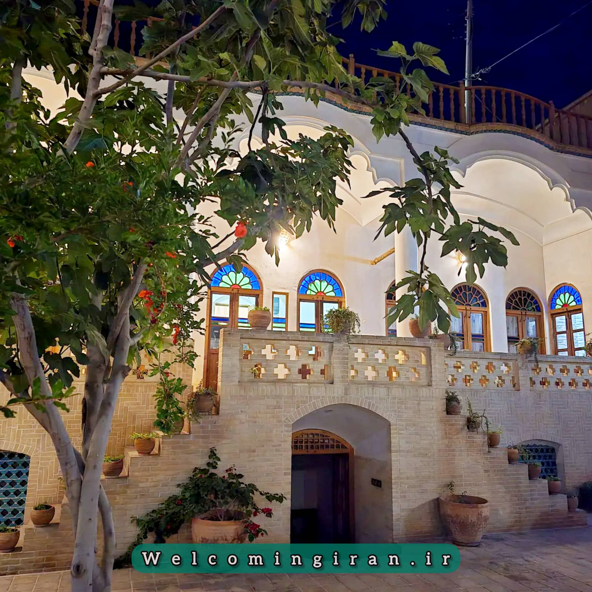 اقامتگاه سنتی خانه پارسی کاشان