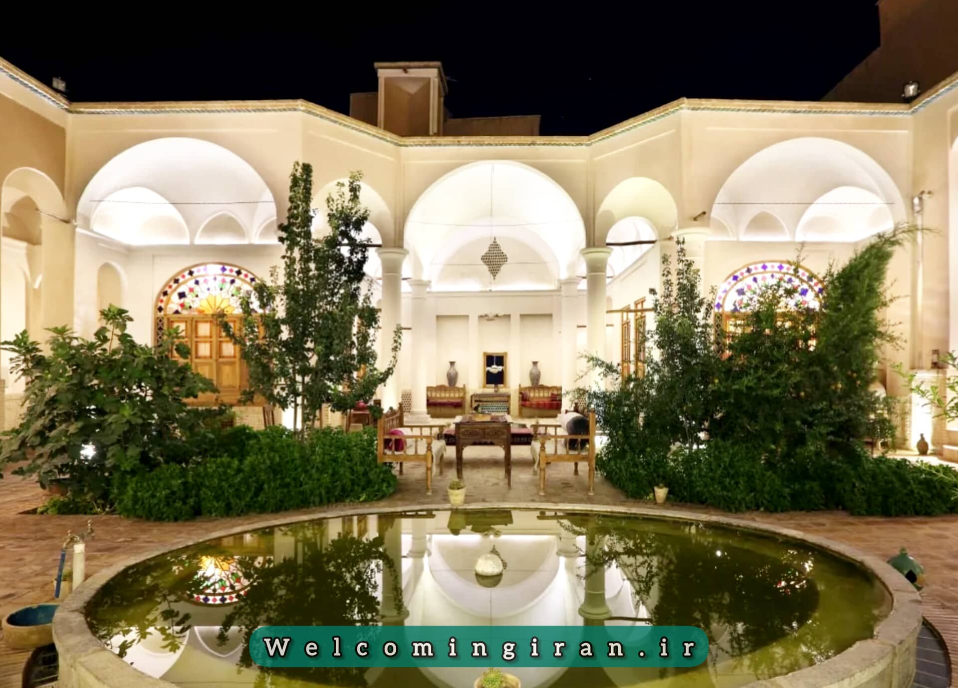 اقامتگاه سنتی خانه مرشدی کاشان